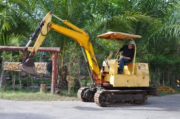 (ลดพิเศษ)ขาย แบคโฮKUBOTA KH8 เครื่อง แรงสะใจ สวยเดิมจากญี่ปุ่นยังไม่เคยใช้ในไทย 135,000บาท เท่านั้น