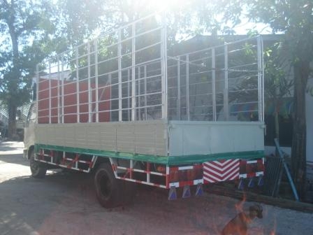 ขาย 6 ล้อ HINO FC กระบะคาร์โก้ ยาว 5.50 เมตร เครื่อง 120 แรงม้า