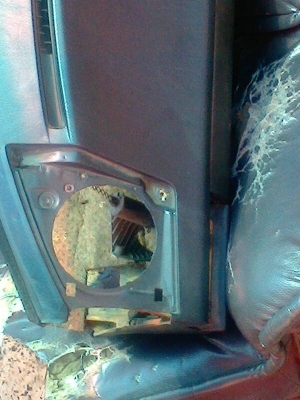 ขายคอลโซลหน้า w 124 สภาพสวยครับ ตามรูป 3500 บาทครับ ขายคอลโซลหน้า w 124 สภาพสวยครับ ตามรูป 3500 บาทครับ