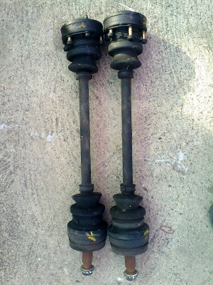 ขาย แพท้าย benz w 124 ครบชุด อัตตราทด 3.06 สภาพสวยไม่ เห่า หอน ขอขาย 16000 บาทครับ แยกอะไหล่ก็ขายครับ ขาย แพท้าย benz w 124 ครบชุด อัตตราทด 3.06 สภาพสวยไม่ เห่า หอน ขอขาย 16000 บาทครับ แยกอะไหล่ก็ขายครับ