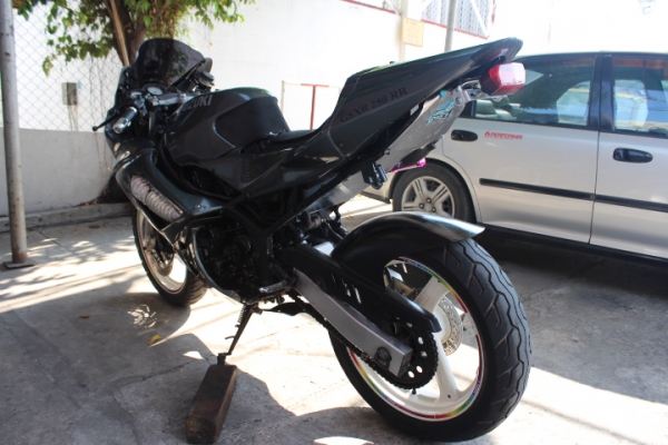 ขาย suzuki GSXR 250  ทะเบียนแท้  45000