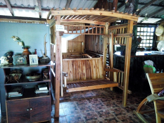 ชิงช้าไม้สักคะ