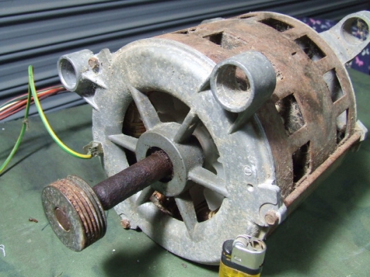 ขายมอเตอร์เครื่องซักผ้าชนิดเปิดฝาหน้าสภาพดี