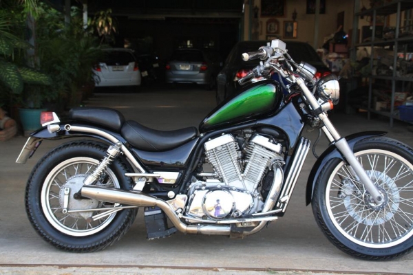 ขาย Intruder 750 เครื่องดี สีใหม่ ทะเบียนแท้ พร้อมโอน กำตังมาขับกลับได้เลย 79000