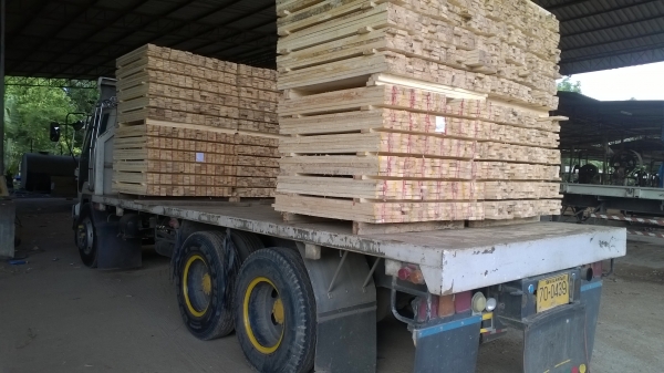 10ล้อเพลาเดียว 175แรง พื้นเรียบเหล็ก รถสวยมาก..ดูแลดี ซ่อมถึง..(รถแค่ใช้ในโรงงาน) เล่มพร้อม