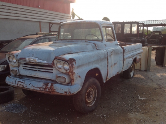 1958 Chevy Apache Truck 4X4 เดิม