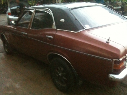 ขาย Ford Cortina เครื่องเดิม 2000CC สีน้ำตาลเดิมโรงงาน ขาย Ford Cortina เครื่องเดิม 2000CC สีน้ำตาลเดิมโรงงาน