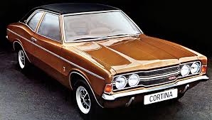 ขาย Ford Cortina เครื่องเดิม 2000CC สีน้ำตาลเดิมโรงงาน ขาย Ford Cortina เครื่องเดิม 2000CC สีน้ำตาลเดิมโรงงาน