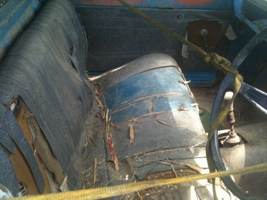 ขาย 521 สีฟ้า เครื่องISUZU ดีเซล ขาย 16,000 บาท เอาไปทำอะไหล่ ขาย 521 สีฟ้า เครื่องISUZU ดีเซล ขาย 16,000 บาท เอาไปทำอะไหล่