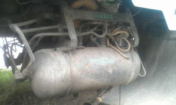 (รถมาถูกก็ขายถูก)10ล้อเพลาเดียวISUZU 175 แรง รถเดิมๆกะบะคอกเหล็ก รถพร้อมใช้..