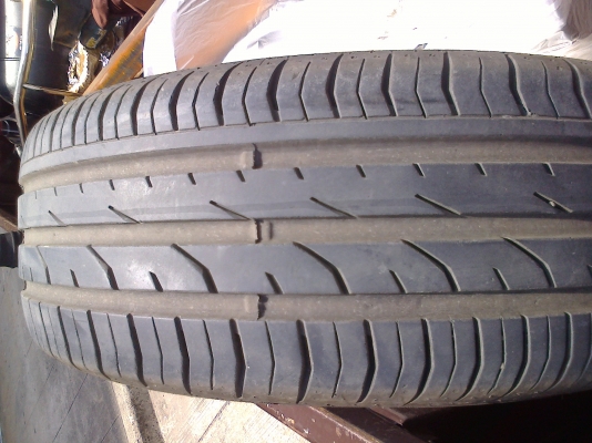 ขายยาง คอมติเนนตั้น ขอบ16 ปี12 ถอดจากford