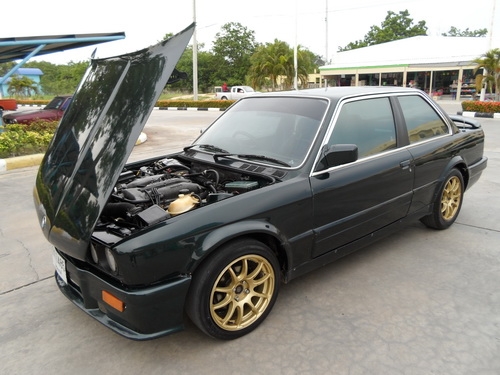 ขาย BMW E30 COUPE ขาย BMW E30 COUPE