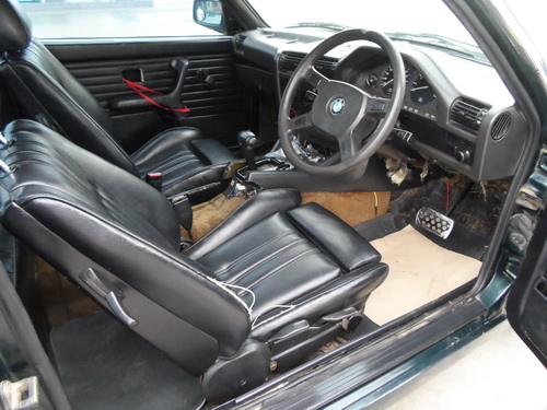 ขาย BMW E30 COUPE ขาย BMW E30 COUPE