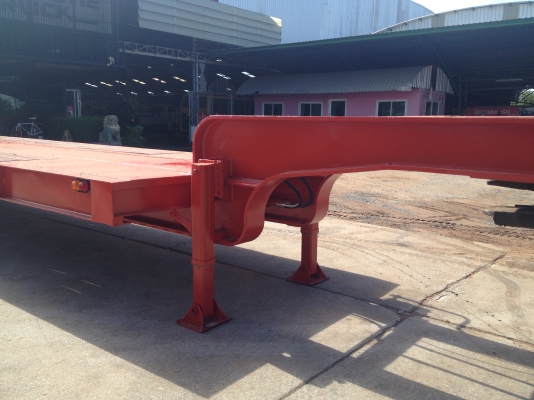 ขายหางโรเบส 2 เพลาพร้อมหางไฮดรอลิค สำหรับ บรรทุกแม็คโค ยาว 12.5 เมตร กว้าง 2.50 เมตร พร้อมทะเบียนครับ สนใจโทรเลยครับ