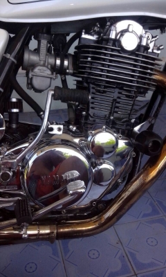 < ลดราคา > yamaha sr 400  อินวอย + สพม แท้ๆ 80,000 สนใจจริงต่อรองได้ ติดต่อโดยตรง 097-918-6183