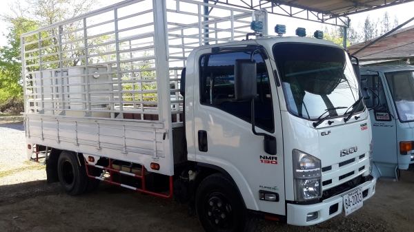6 ล้อกลาง  *Euro.3*  ISUZU   NMR  130 แรงม้า *คอมมอนเรว* ยาว 4.30 ม. * รถสวยเดิม+สวยจริง *รถห้างแท้* มีเล่มพร้อมโอน