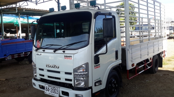 6 ล้อกลาง  *Euro.3*  ISUZU   NMR  130 แรงม้า *คอมมอนเรว* ยาว 4.30 ม. * รถสวยเดิม+สวยจริง *รถห้างแท้* มีเล่มพร้อมโอน