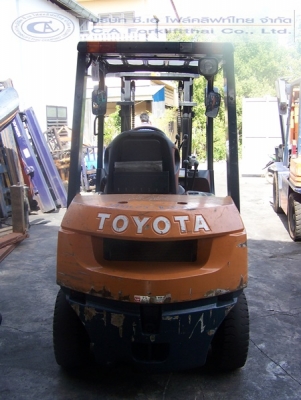 ขาย รถโฟล์คลิฟท์ TOYOTA รุ่น 7FG-20