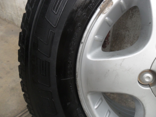 ล้อแม็ก15นิ้ว 6รู อีซูซุ พร้อมยาง 225/70R15 สวยๆ 4 ล้อ ราคา 6700 บาท