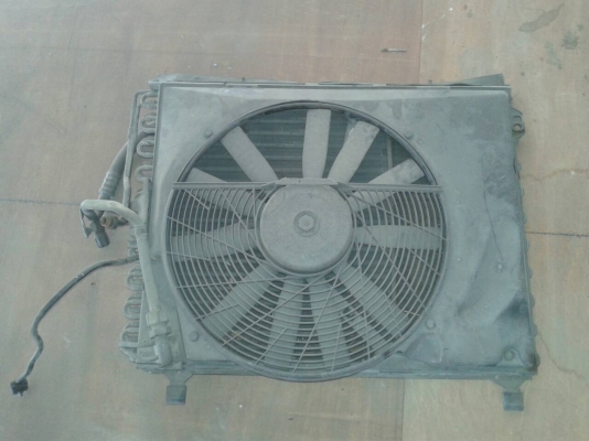 แผงรังผึ้งแอเบนซ์c220(w202)ขาย3,500บาย