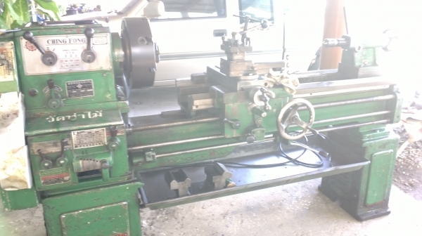 แท่นกลึง  6 ฟุต 3 เพลา เกียร์บล็อก ชิงฟง พร้อมใช้งาน  83,000