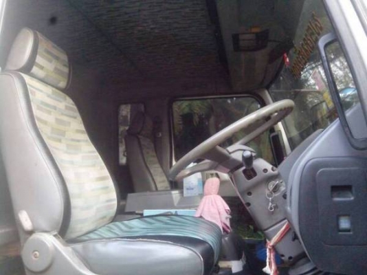 รถบรรทุก 6 ล้อ ยีห้อ HINO รุ่นFF สิงห์ไฮเทค195 แรงม้า รถบรรทุก 6 ล้อ ยีห้อ HINO รุ่นFF สิงห์ไฮเทค195 แรงม้า