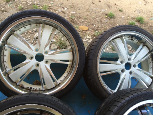 ลดล้างสต็อกแม็กใหม่ตามสภาพ พร้อมยาง\%สภาพดี ขอบ 20กว้าง 8.5 ลดล้างสต็อกแม็กใหม่ตามสภาพ พร้อมยาง\%สภาพดี ขอบ 20กว้าง 8.5