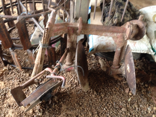 ขายรถไถนาเดินตาม KOBOTA ET 110 ตัวนูน อุปกรณ์ครบ ขายรถไถนาเดินตาม KOBOTA ET 110 ตัวนูน อุปกรณ์ครบ