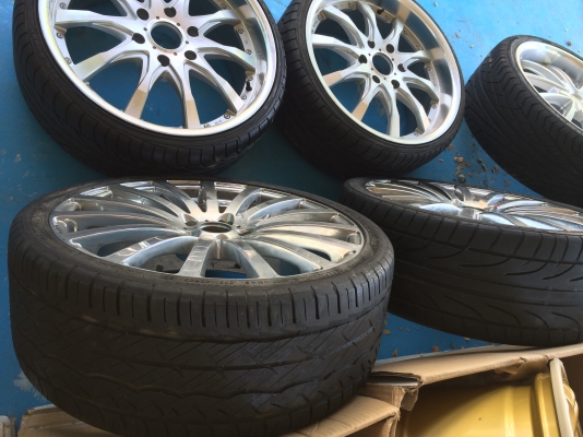 ลดล้างสต็อก แม็กใหม่ ขอบ 20พร้อมยาง\% 245/35-20,235/30-20