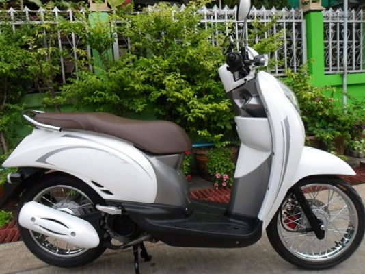 สกูปปี้ไอ ปี53 เครื่องฟิตสาร์ทติดง่ายชุดสีไม่มีรอย เอกสารพร้อมโอน