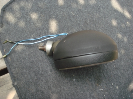 ขายสปอร์ตไล้ fet หลอดh3สองใส้และpiaaหลอดh4อย่างละดวงเก่าญี่ปุ่น