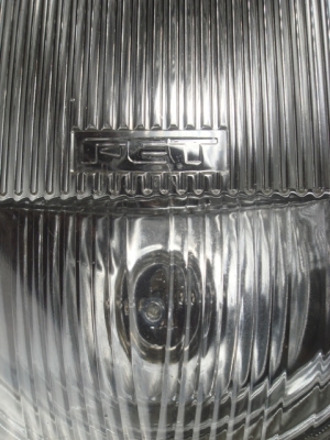 ขายสปอร์ตไล้ fet หลอดh3สองใส้และpiaaหลอดh4อย่างละดวงเก่าญี่ปุ่น