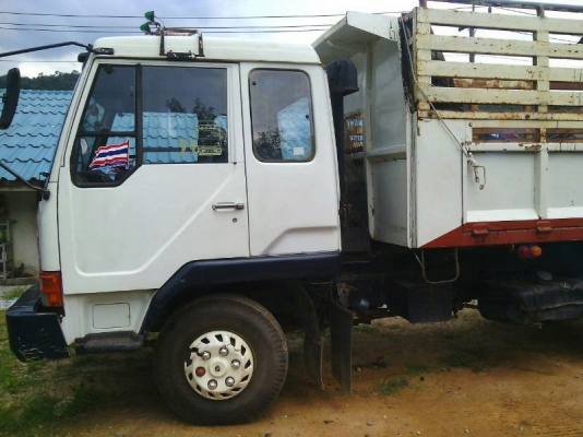 รถมิตซูบิชิ 6 ล้อดั้ม  ปี 36  สนใจติดต่อ 081-6079515