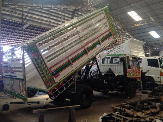 รีบจองเลยครับ HINO สิงห์ไฮเทค เครื่อง 195 แรงม้ากระบะดั้มพ์เกษตร ยาว 4.5 เมตร สูง 1.7 เมตร พร้อมแลบลายคาดสี ยาง 900 ขอบ 20 สนใจรีบจองด่วนครับ รีบจองเลยครับ HINO สิงห์ไฮเทค เครื่อง 195 แรงม้ากระบะดั้มพ์เกษตร ยาว 4.5 เมตร สูง 1.7 เมตร พร้อมแลบลายคาดสี ยาง 900 ขอบ 20 สนใจรีบจองด่วนครับ