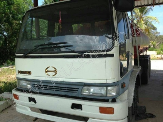 รถบรรทุก 10 ล้อ บรรทุกน้ำ  ยี่ห้อ HINO รุ่น FM127LA   180 แรงม้า