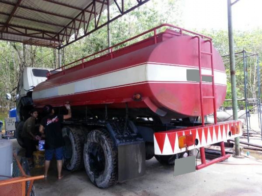 รถบรรทุก 10 ล้อ บรรทุกน้ำ  ยี่ห้อ HINO รุ่น FM127LA   180 แรงม้า