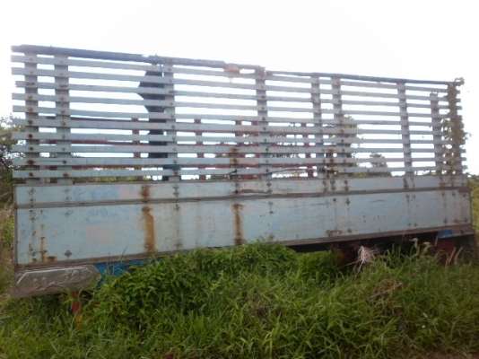 กระบะไม้พื้นปูเลส 6เมตร