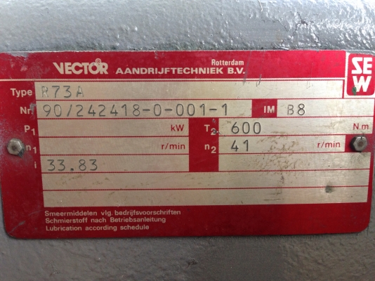 ขายมอเตอร์เกียร์ Sew Eurodrive ขนาด 1.5 HP. 380 V อัตราทด 1:33 เพลาประมาณ 41 รอบต่อนาที สภาพสวย พร้อมใช้งาน ขายมอเตอร์เกียร์ Sew Eurodrive ขนาด 1.5 HP. 380 V อัตราทด 1:33 เพลาประมาณ 41 รอบต่อนาที สภาพสวย พร้อมใช้งาน
