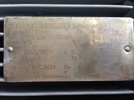 ขายมอเตอร์เกียร์ Sew Eurodrive ขนาด 1.5 HP. 380 V อัตราทด 1:33 เพลาประมาณ 41 รอบต่อนาที สภาพสวย พร้อมใช้งาน ขายมอเตอร์เกียร์ Sew Eurodrive ขนาด 1.5 HP. 380 V อัตราทด 1:33 เพลาประมาณ 41 รอบต่อนาที สภาพสวย พร้อมใช้งาน