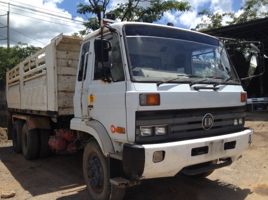 ขายรถสิบล้อ รถสวย สภาพดี พร้อมใช้งาน  0819563995