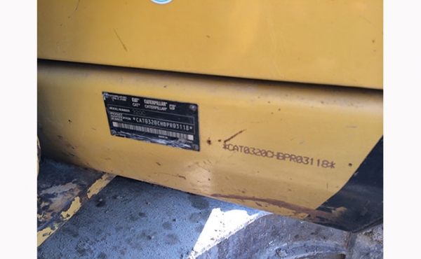 รถแบคโฮมือสอง CAT 320C สภาพรถเยี่ยม 090-268-2646