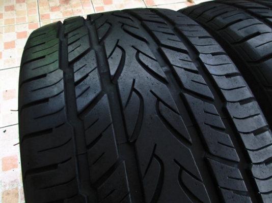 ขายยาง YOKOHAMA R1 235-40-18 แจ่มๆ (1คู่)