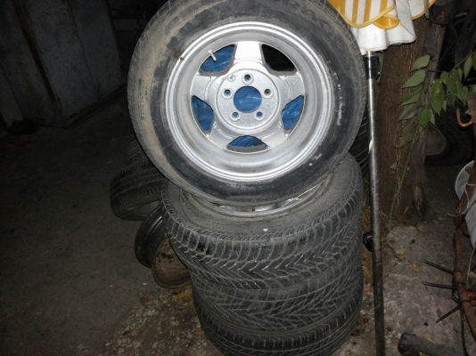 ขายล้อแม็กหลายชุดถูกๆ