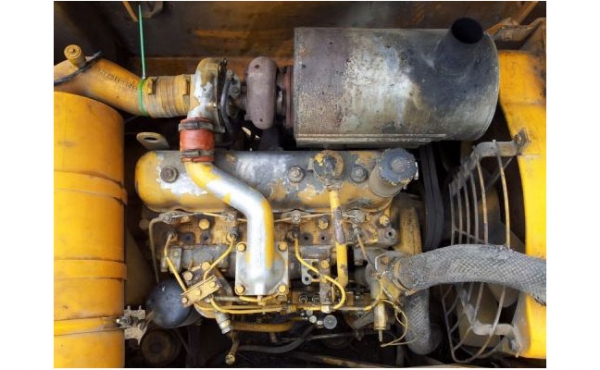 รถเจาะมือสอง  Komatsu PC100-1 สภาพรถเยี่ยม 090-268-2646