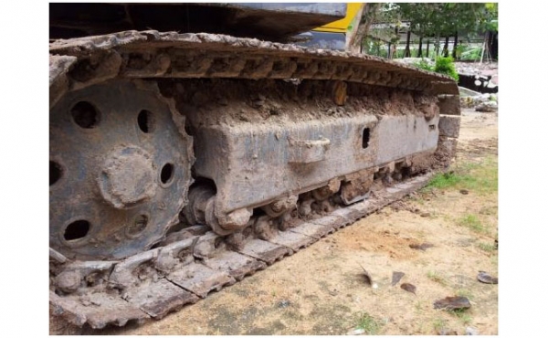 รถเจาะมือสอง  Komatsu PC100-1 สภาพรถเยี่ยม 090-268-2646