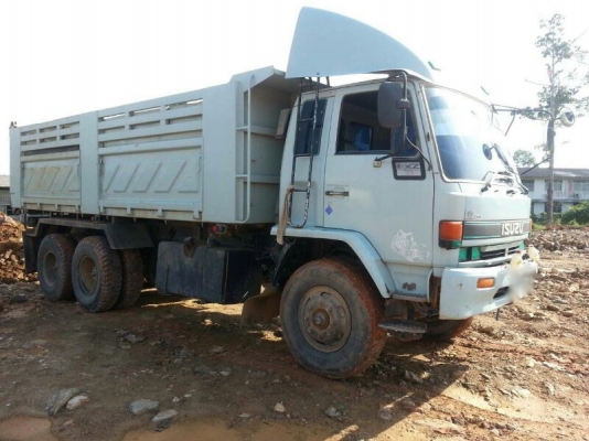 รถอีซูซู  10  ล้อดั้ม  FXZ  นางฟ้าแท้  240  แรงม้า  ปี  39  สนใจติดต่อ  081-6079515