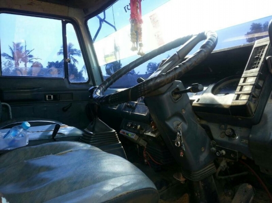 รถอีซูซู  10  ล้อดั้ม  FXZ  นางฟ้าแท้  240  แรงม้า  ปี  39  สนใจติดต่อ  081-6079515