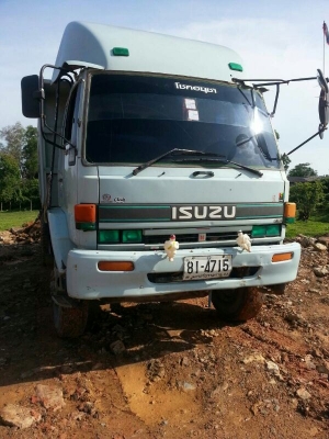 รถอีซูซู  10  ล้อดั้ม  FXZ  นางฟ้าแท้  240  แรงม้า  ปี  39  สนใจติดต่อ  081-6079515