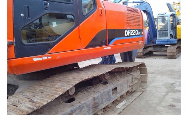 รถแบคโฮมือสอง DOOSAN DH370LC-7 สภาพรถเยี่ยม 090-268-2646