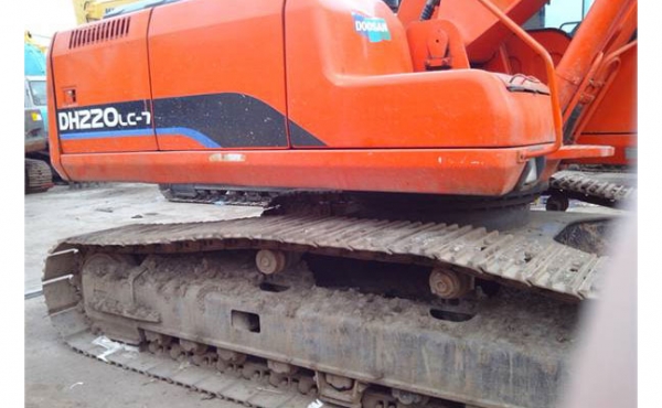 รถแบคโฮมือสอง DOOSAN DH370LC-7 สภาพรถเยี่ยม 090-268-2646